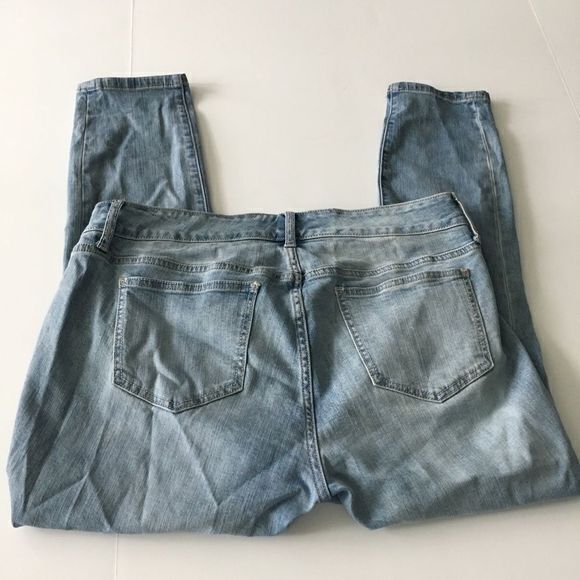 Torrid Cropped Sophia Rapids Skinny Jeans - Picture 8 of 8
